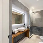 App 204 Palazzo Cavour Апартаменти *