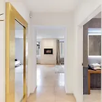 App 204 Palazzo Cavour Апартаменти