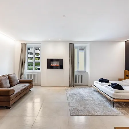 App 204 Palazzo Cavour Апартаменти *